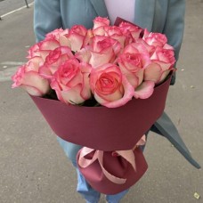 Букет из 13 роз Джумилия 50 см