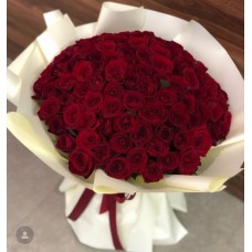 Букет из 61 розы с упаковкой 50см